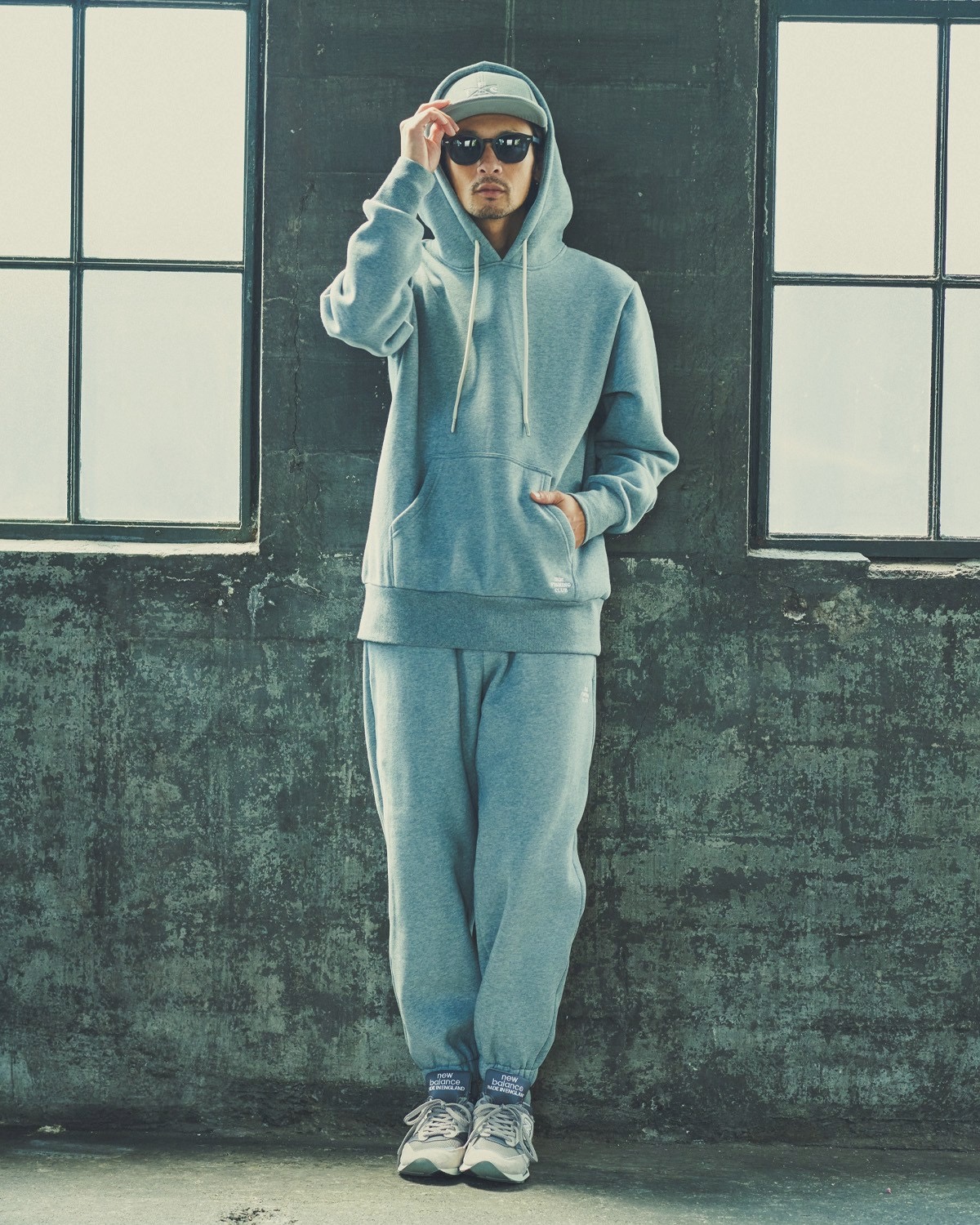 TEXT LOGO EMB HOODIE